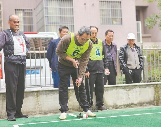 四人轮换,各有所乐