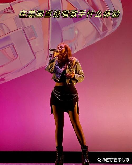 美国少女 rapper 最受欢迎角色,时尚酷炫耳机,让你随时随地感受音乐魅力