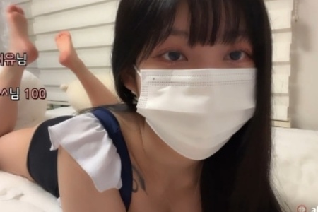 精品人妻人人爽久久爽a和v二区：探索生活中的小确幸