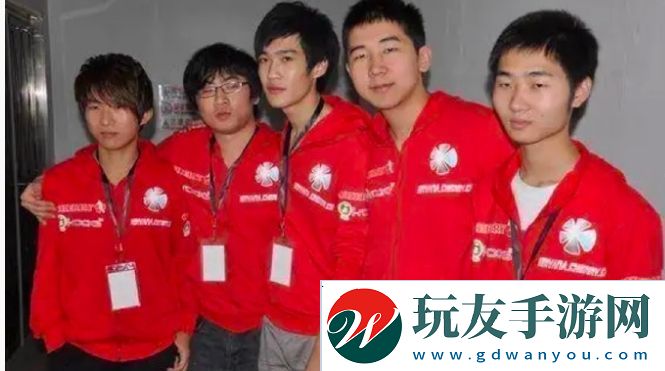 雕哥直播回忆当初为何离开NV战队-原因是老板看好Pis