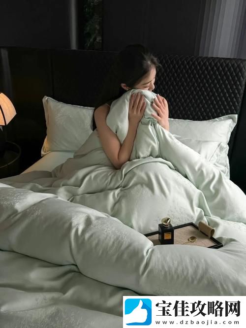 陪读装睡让他滑进去了电影-这是一个看似平常而又戏剧化的故事-深入人心的情感交织即将在这里展开。