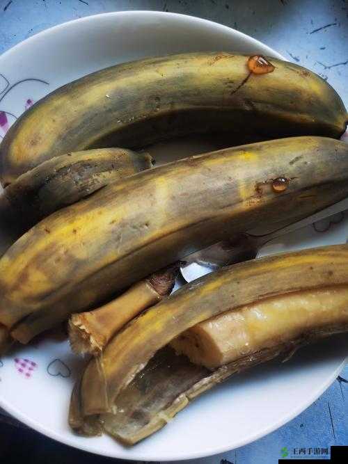 成品大香蕉煮小辣椒的做法