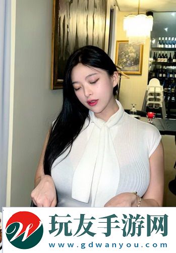 双蛇入侵1v2：紧张刺激的对决，挑战极限的游戏体验！