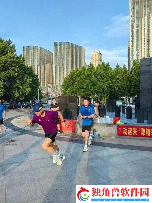 不可思议的超级凌乱校园运动会盛况与意外弹窗事件大揭秘