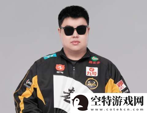 狼队春季赛定妆照发布：无论人员如何变动-冠军是永恒追求