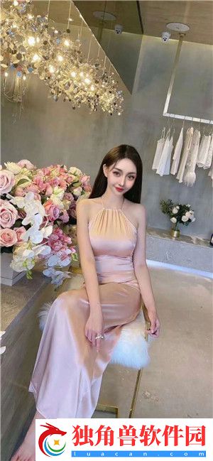 胸前的柔软掌心温热：探讨细腻触感带来的情感慰藉-胸前的柔软掌心温热：细腻触感与情感慰藉的深层联系