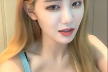 破解版免费直播视频在线观看：角色成长慢，看不到希望